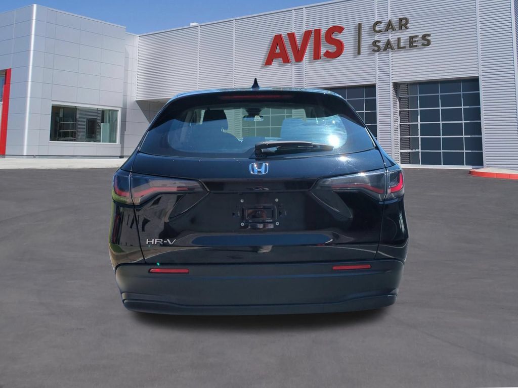 Used 2025 Honda HR-V LX image 7