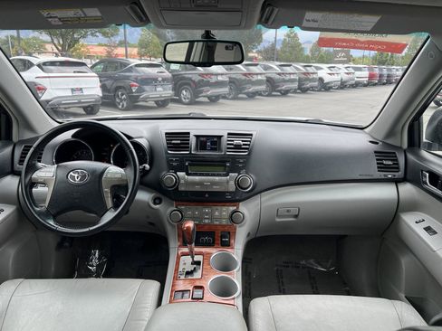 Used 2008 Toyota Highlander Limited FWD image 24