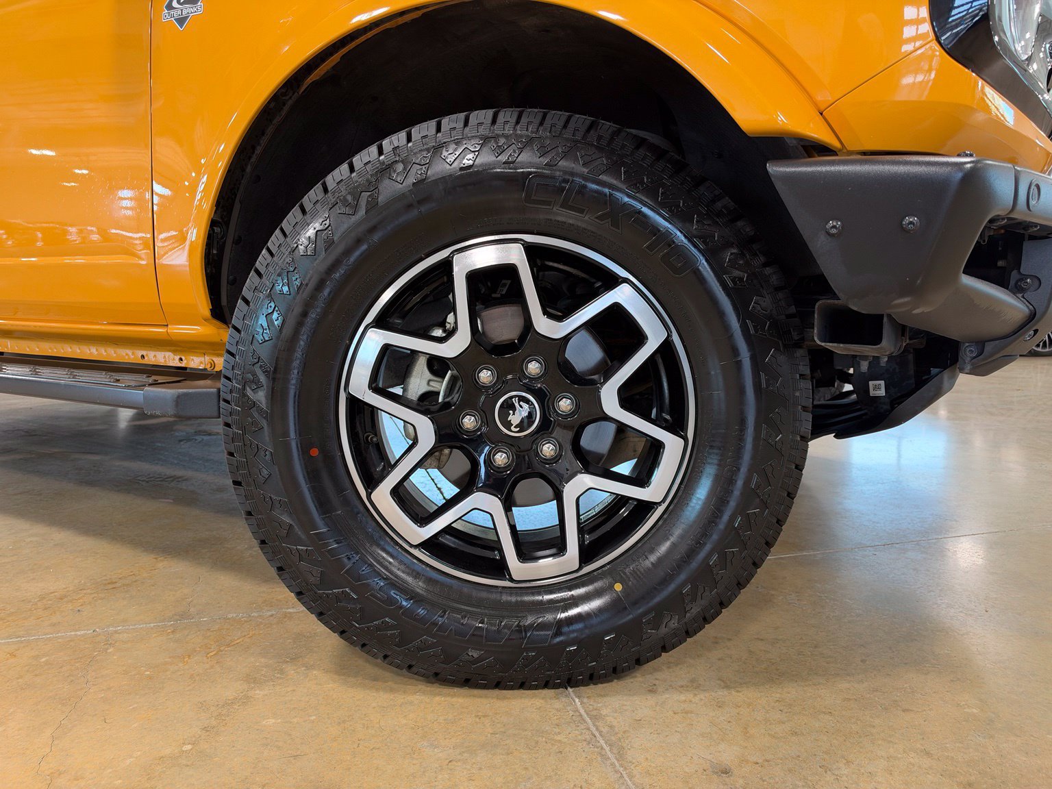 Used 2022 Ford Bronco Outer Banks AWD/4WD image 11