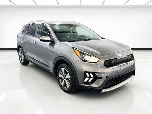 Used 2022 Kia Niro LX FWD image 3