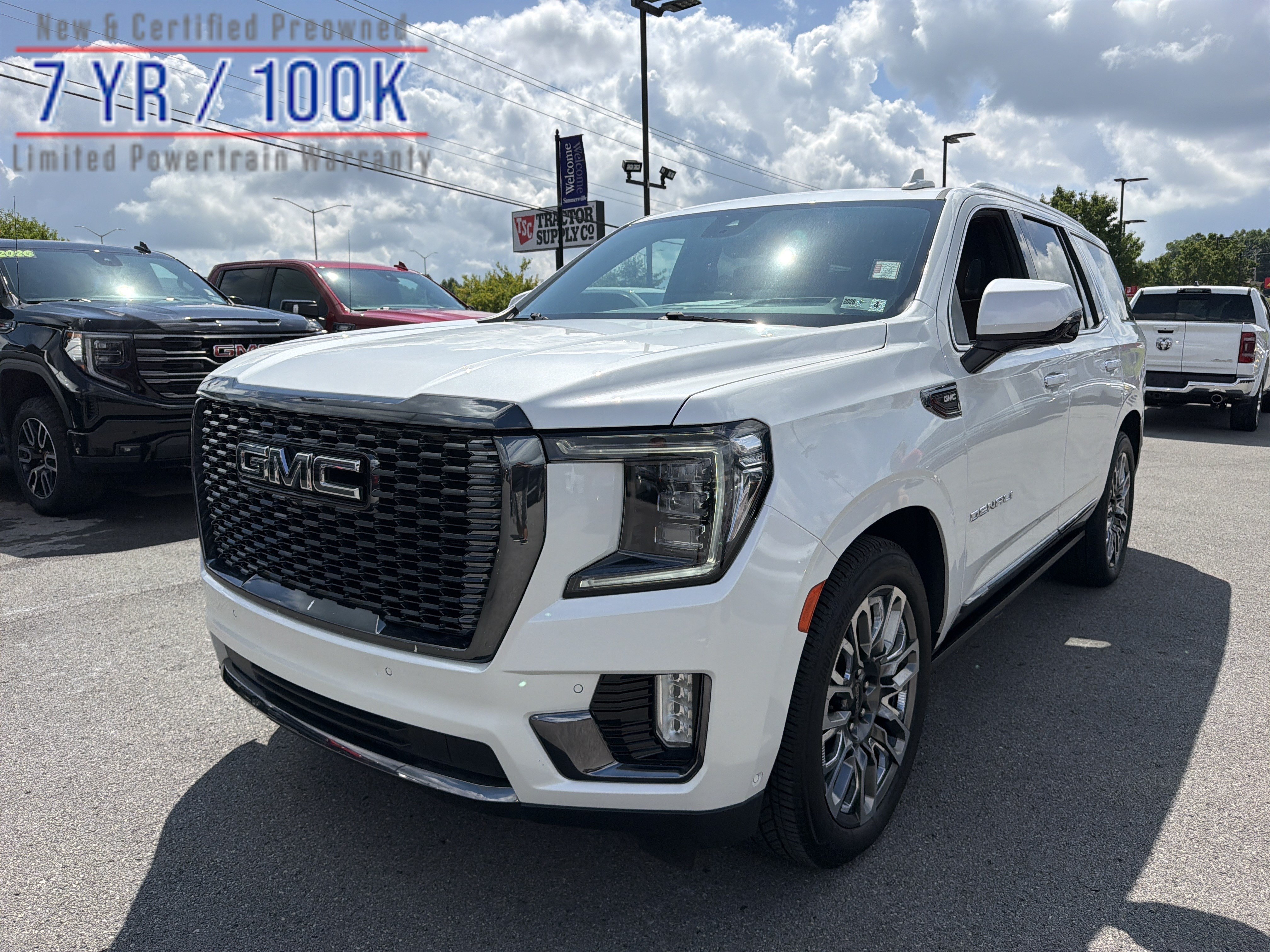 Used 2024 GMC Yukon Denali Ultimate AWD/4WD image 1