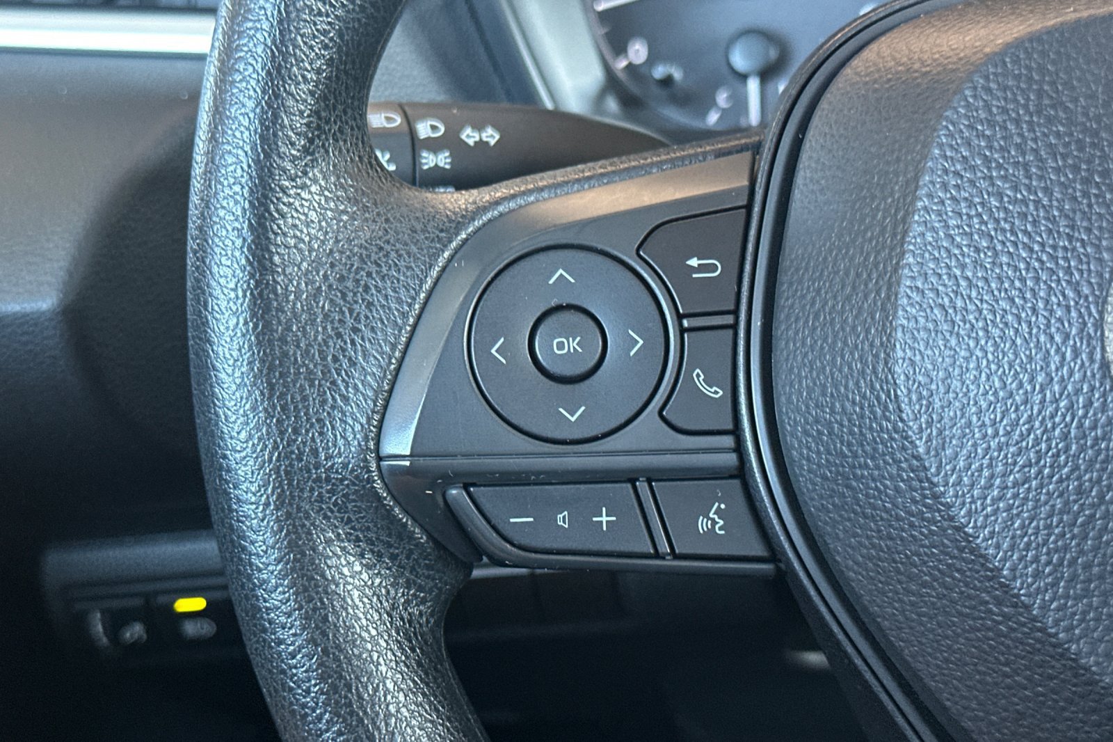 Certified 2024 Toyota Corolla LE FWD image 26