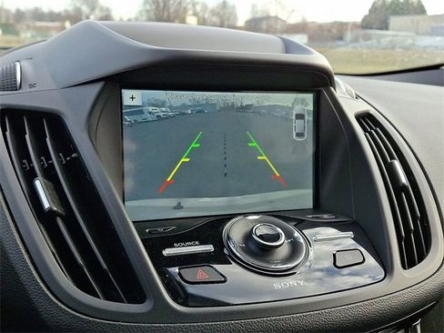 Used 2019 Ford Escape Titanium w/ U9j03 - Titanium Tow Package image 4