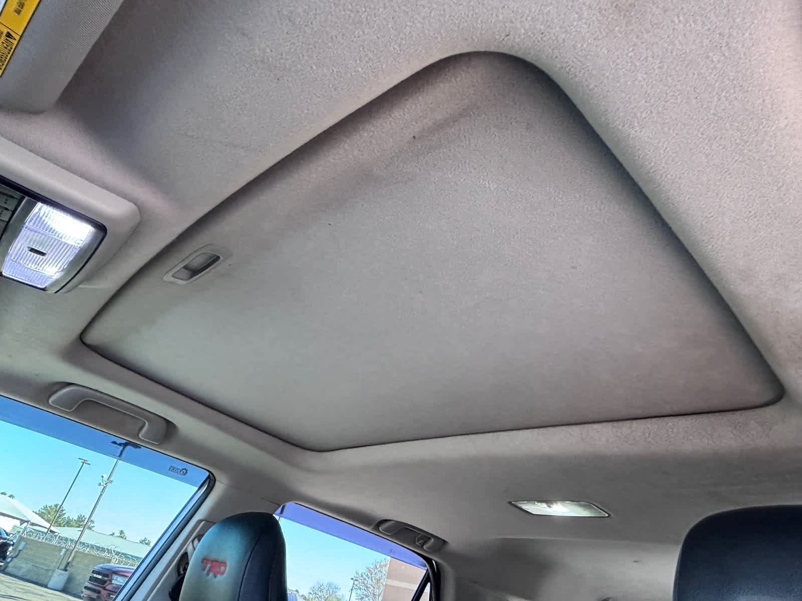 Used 2020 Toyota 4Runner TRD Off-Road Premium w/ Moonroof Package AWD/4WD image 34