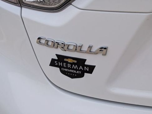 Used 2024 Toyota Corolla LE FWD image 33