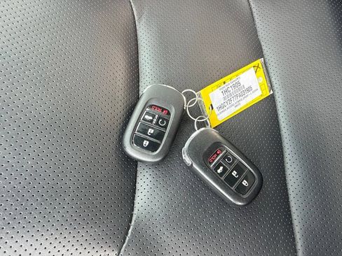 Used 2023 Honda Accord Sport image 32