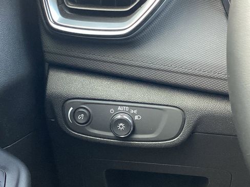 Used 2024 Chevrolet TrailBlazer LT w/ LT Cold Weather Package image 17