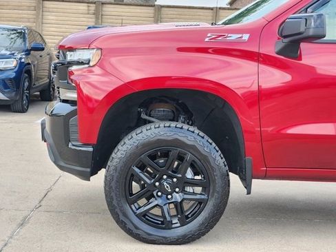 Used 2022 Chevrolet Silverado 1500 LT Trail Boss w/ Bed Protection Package image 16