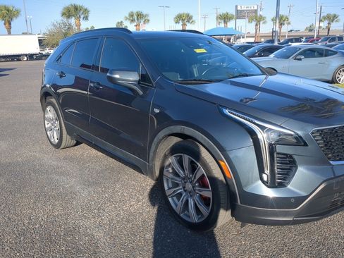 Used 2021 Cadillac XT4 Sport image 7