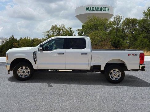 Certified 2025 Ford F250 XLT w/ FX4 Off-Road Package AWD/4WD image 3