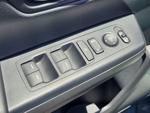 Certified 2025 Honda CR-V LX image 21
