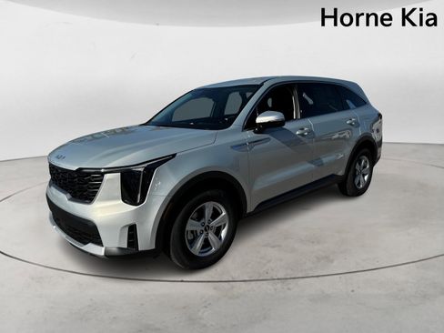New 2026 Kia Sorento LX image 7