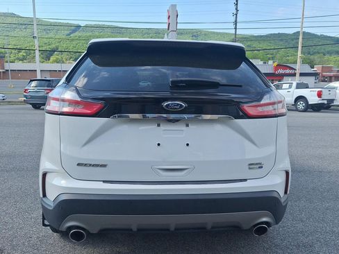 Used 2019 Ford Edge SEL AWD/4WD image 4