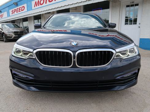 Used 2017 BMW 530i xDrive AWD/4WD image 9