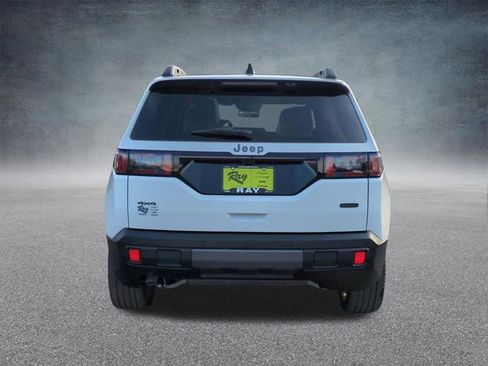 New 2026 Jeep Cherokee Overland image 5