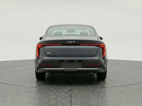 Used 2025 Kia K4 FWD image 7