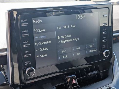 Used 2020 Toyota Corolla LE image 11