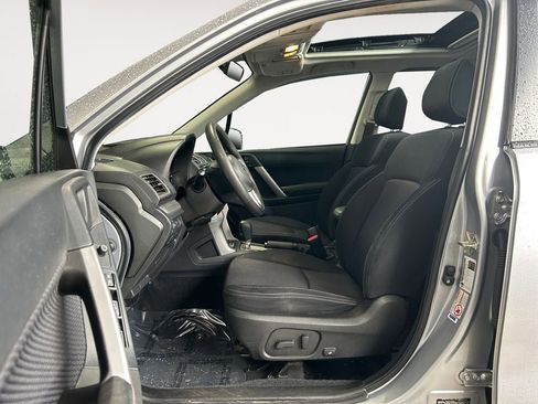 Used 2017 Subaru Forester 2.5i Premium w/ All-Weather Package image 15