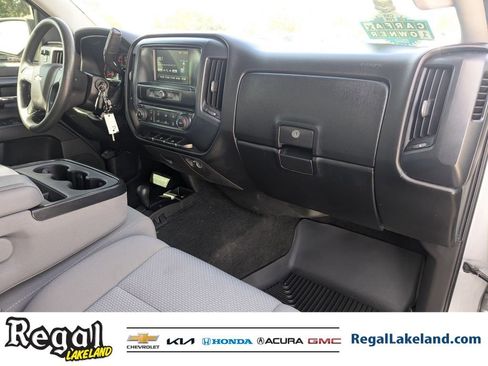Used 2018 Chevrolet Silverado 1500 Custom w/ Custom Value Package image 9