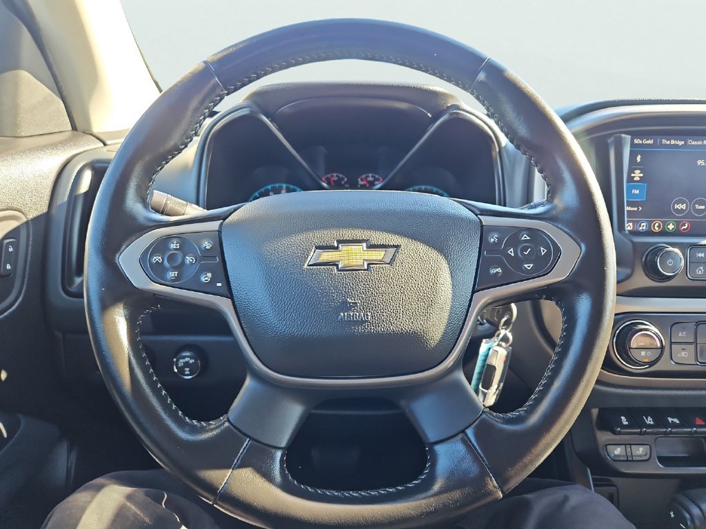 Used 2021 Chevrolet Colorado Z71 w/ Safety Package AWD/4WD image 29