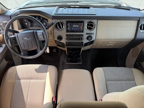 Used 2016 Ford F550 2WD Regular Cab Super Duty image 50