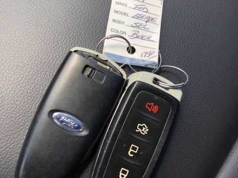 Used 2019 Ford Escape SEL AWD/4WD image 38