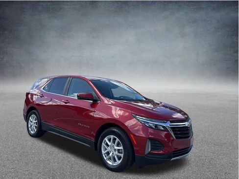 Used 2024 Chevrolet Equinox LT w/ LPO, Floor Liner Package image 7