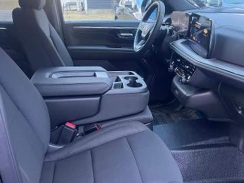 New 2026 Chevrolet Tahoe 4WD image 8