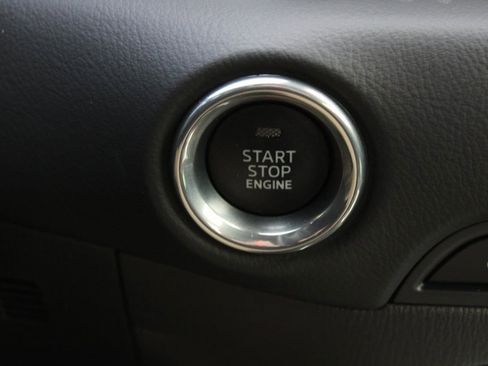 Used 2025 MAZDA CX-5 Signature image 24