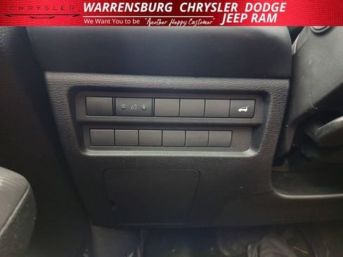 Used 2023 Mitsubishi Outlander SE AWD/4WD image 31