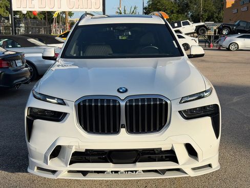 Used 2024 BMW ALPINA XB7 AWD/4WD image 2
