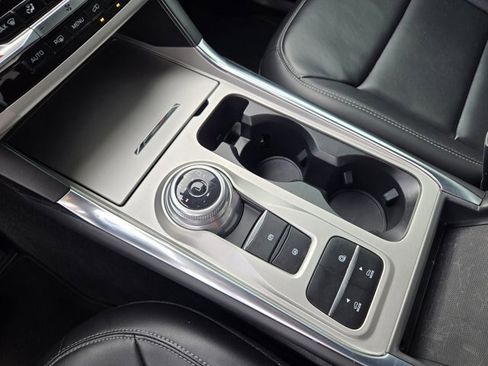 Certified 2022 Ford Explorer XLT w/ Equipment Group 202A image 17