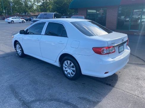 Used 2012 Toyota Corolla L FWD image 7