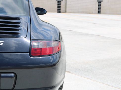 Used 2007 Porsche 911 Carrera S RWD image 32