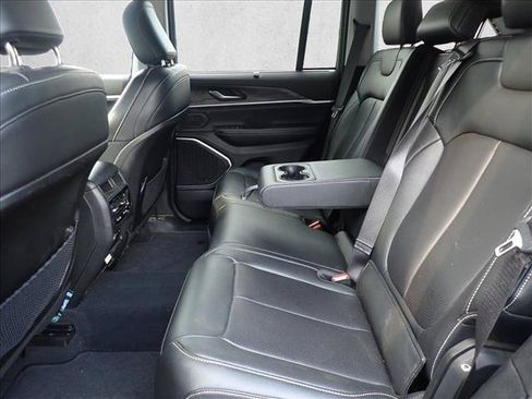 Used 2023 Jeep Grand Cherokee 4WD 4xe w/ Luxury Tech Group II image 6