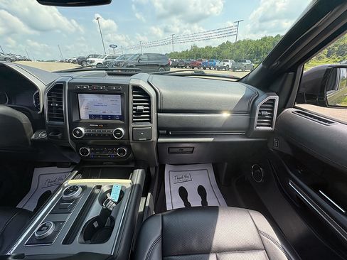 Used 2021 Ford Expedition XLT AWD/4WD image 25