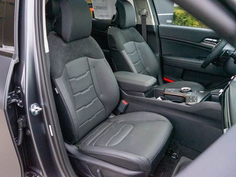 New 2026 Kia Sportage SX Prestige AWD/4WD image 9