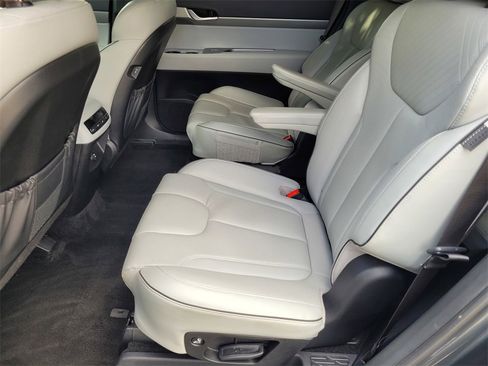 Used 2024 Hyundai Palisade SEL image 10