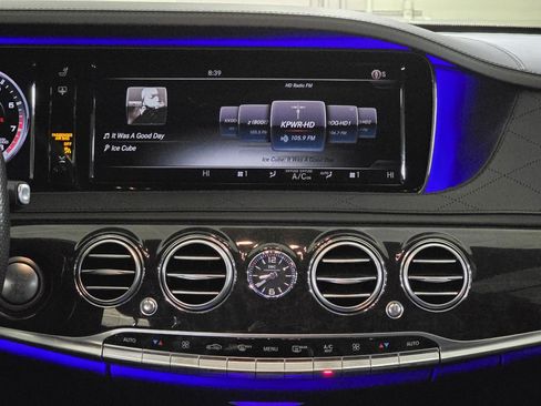 Used 2016 Mercedes-Benz S 63 AMG 4MATIC Sedan image 18