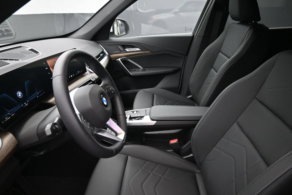 New 2026 BMW X1 xDrive28i w/ Technology Package AWD/4WD image 12