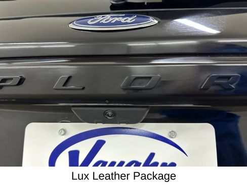 Used 2025 Ford Explorer Platinum w/ LUX Leather Package AWD/4WD image 17