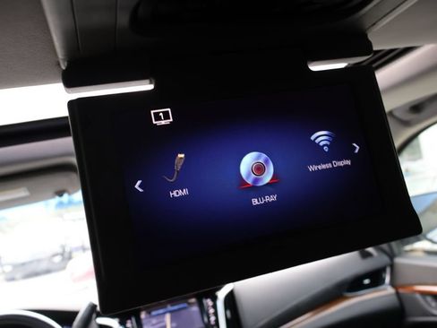 Used 2017 Cadillac Escalade Luxury RWD image 28