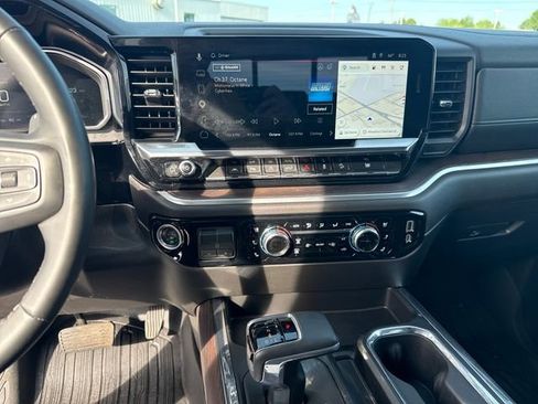 Used 2026 GMC Sierra 1500 SLT w/ SLT Premium Plus Package AWD/4WD image 21