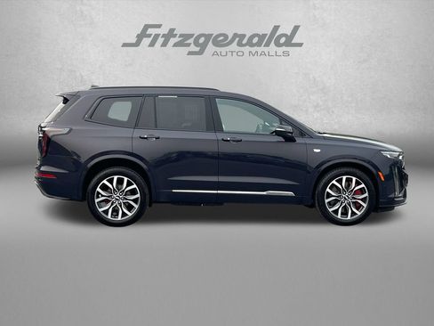 Certified 2024 Cadillac XT6 Sport w/ Platinum Package AWD/4WD image 3