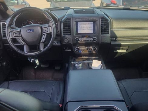 Used 2019 Ford Expedition Max Limited RWD image 9