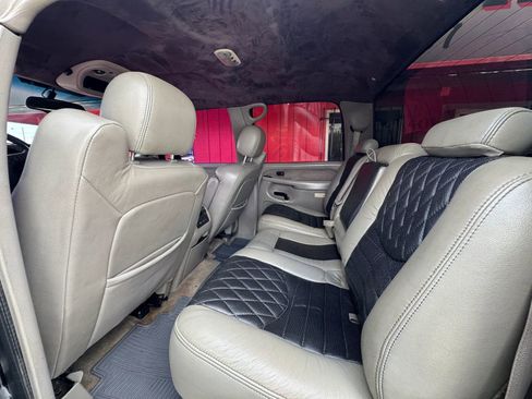 Used 2003 Chevrolet Silverado 2500 LT image 11