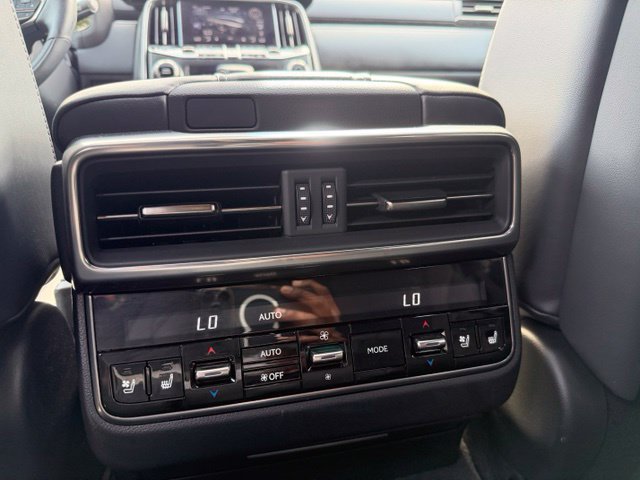 Used 2025 Lexus LX 600 4WD w/ Appearance Package image 32