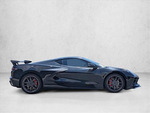 Used 2023 Chevrolet Corvette Stingray Premium Cpe RWD image 4