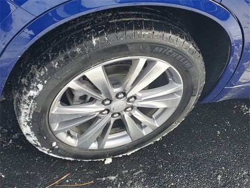 Certified 2023 Cadillac XT6 Premium Luxury w/ Platinum Package image 6