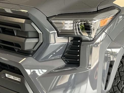 New 2026 Toyota Tacoma SR5 AWD/4WD image 11